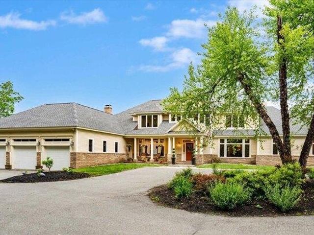 House for sale in Bow