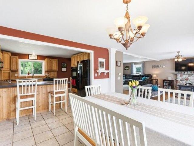 House for sale in Bowdoin, Maine