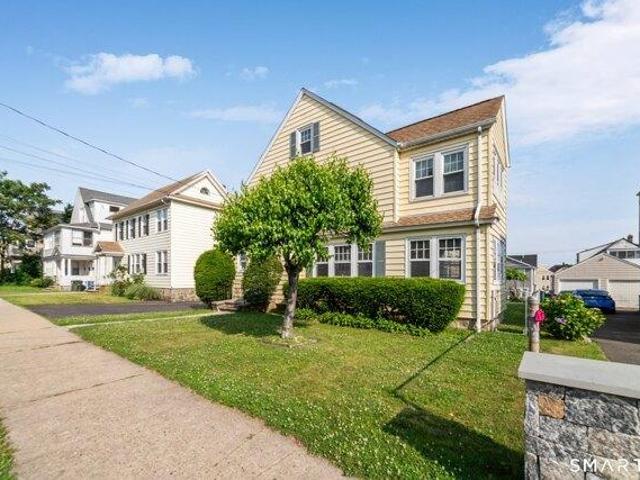 House for sale in Bridgeport, Connecticut