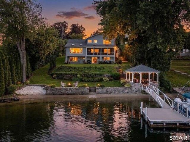 House for sale in Brookfield, Connecticut