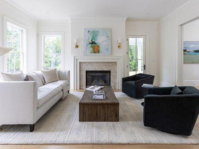 House for sale in Buttonwood Village, Brookline
