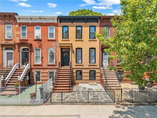 House for sale in Arverne, New York