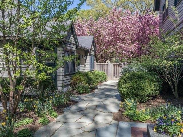 House for sale in Cambridge, Middlesex County
