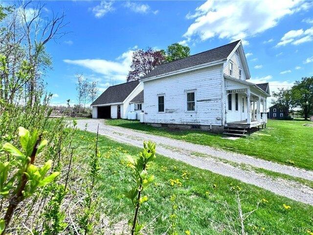 House for sale in Oneida, New York