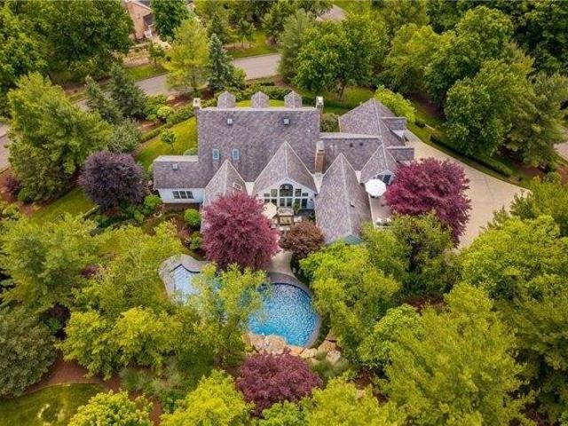 House for sale in Venetia, Pennsylvania