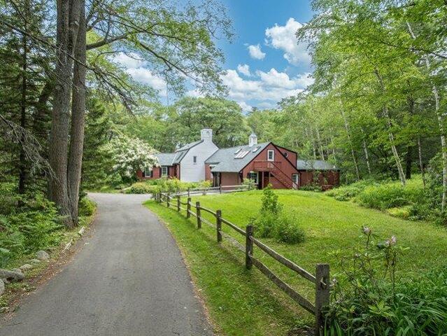 House for sale in Cape Elizabeth, Maine