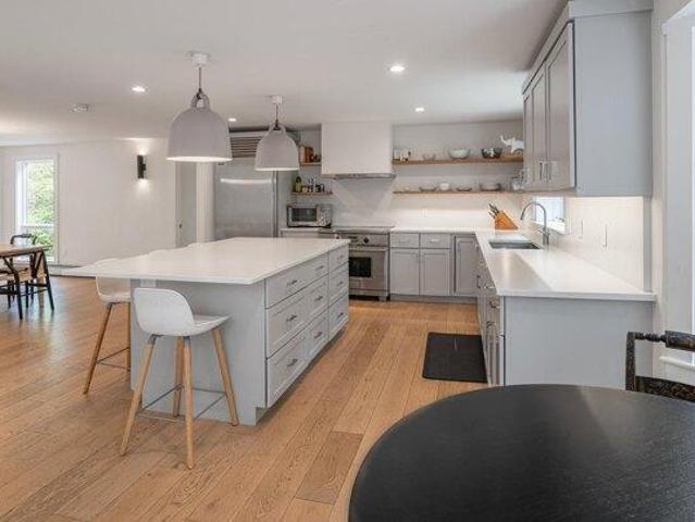 House for sale in Cape Elizabeth, Maine
