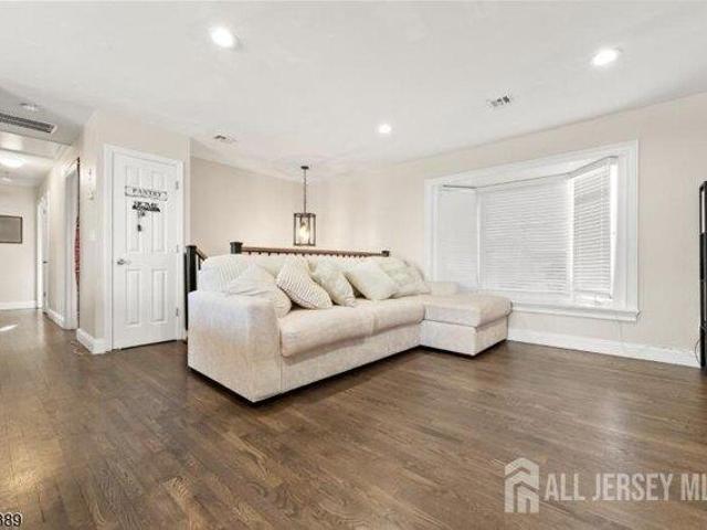 House for sale in Carteret, New Jersey