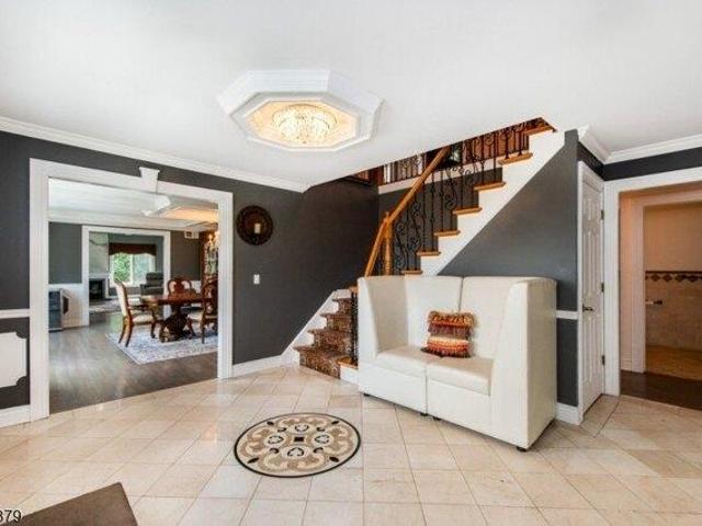 House for sale in Cedar Grove, New Jersey