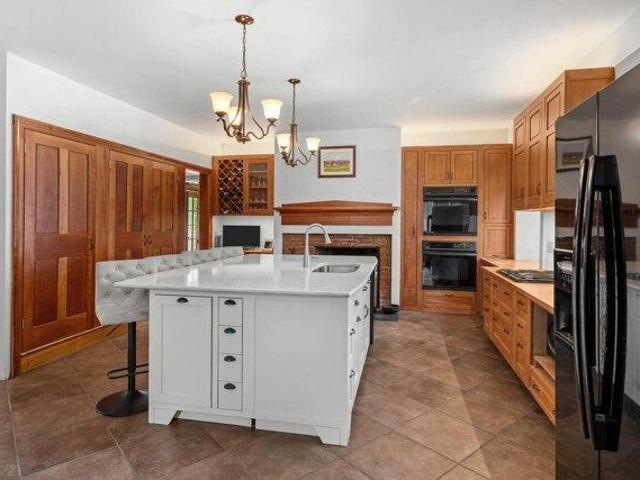 House for sale in Charlestown Main Street Historic District, Charlestown