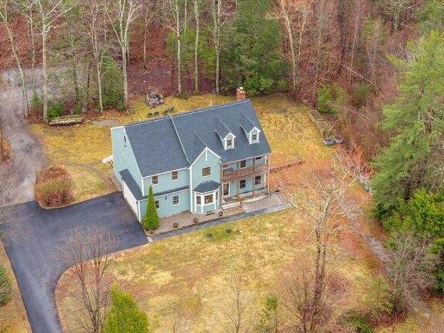 House for sale in Charlton, Massachusetts