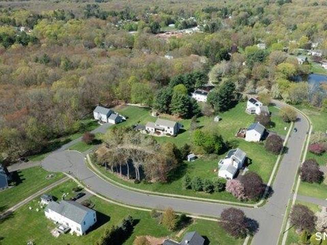 House for sale in Cheshire, Connecticut