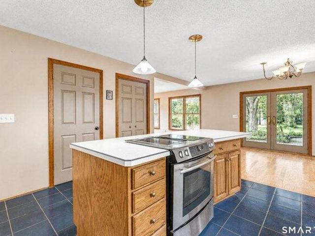 House for sale in Cheshire, Connecticut