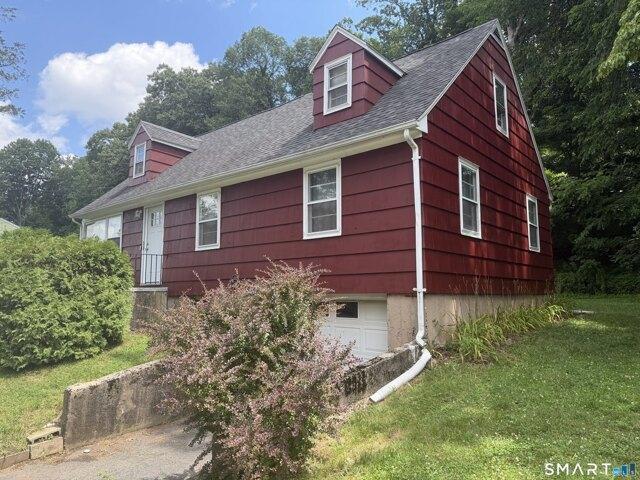 House for sale in Cheshire, Connecticut