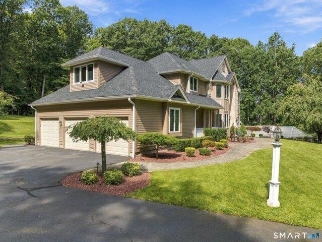 House for sale in Cheshire, Connecticut