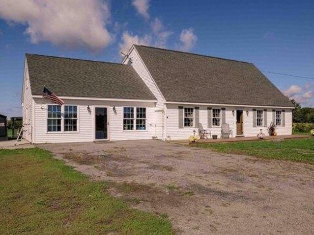 House for sale in China, Maine