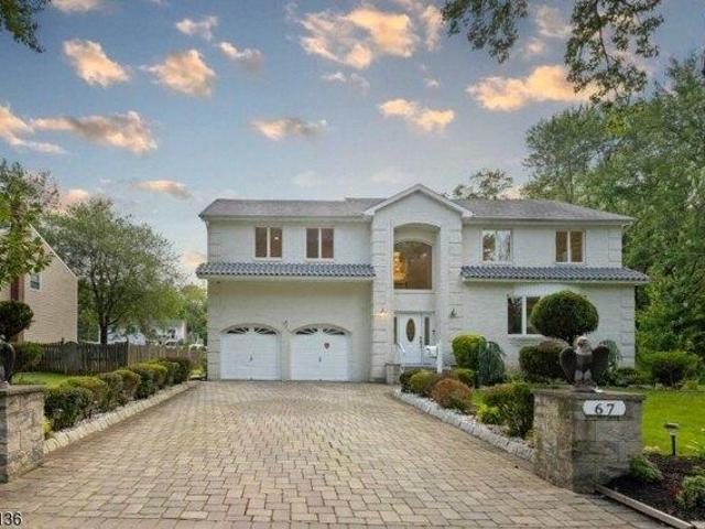 House for sale in Clark, New Jersey
