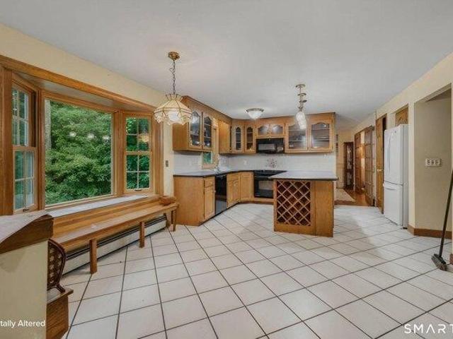 House for sale in Clinton, Lower Connecticut River Valley Planning Region