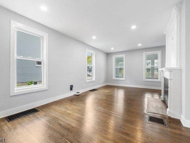 House for sale in Clinton, New Jersey