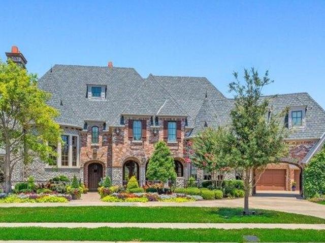 House for sale in Colleyville