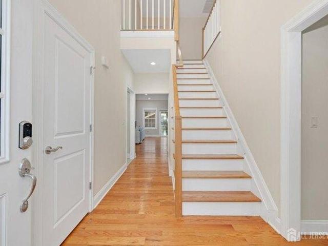 House for sale in Edison, New Jersey