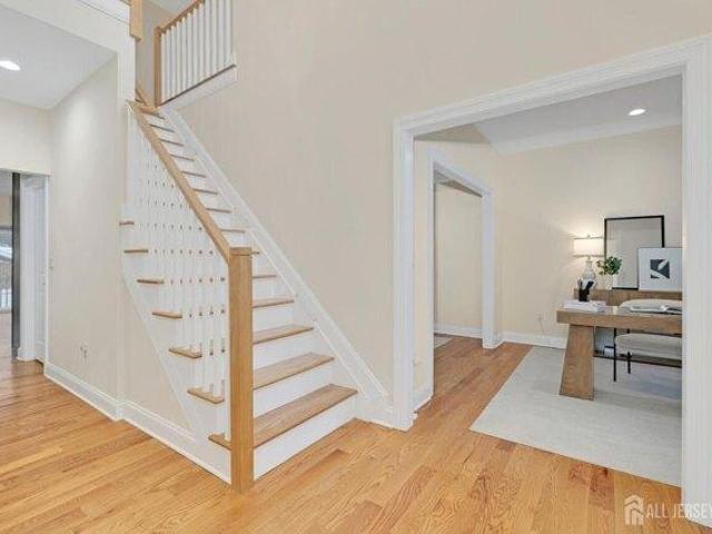 House for sale in Edison, New Jersey
