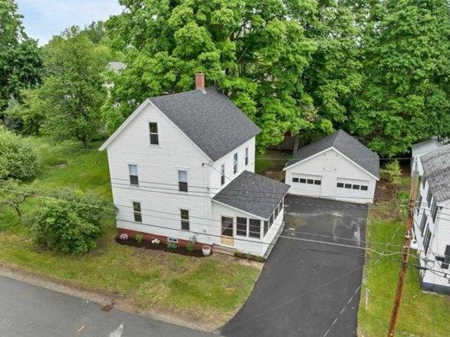 House for sale in New Hampshire