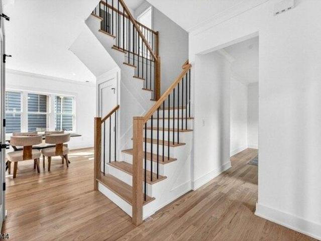 House for sale in Cranford, New Jersey