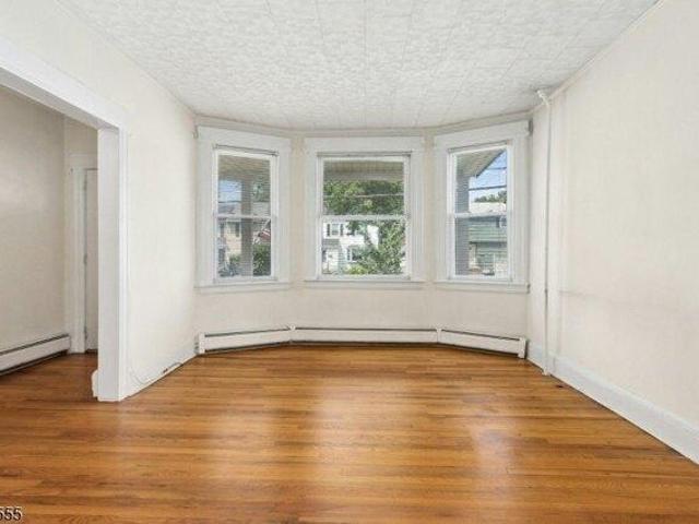 House for sale in Cranford, New Jersey