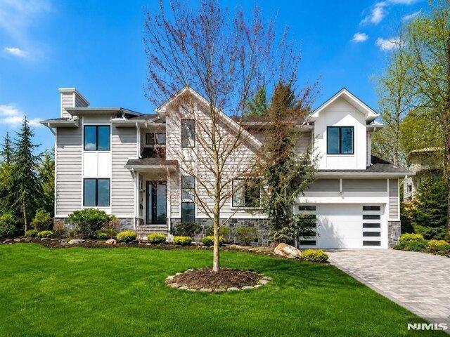 House for sale in Cresskill, New Jersey