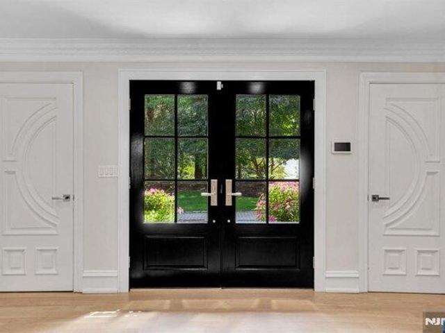 House for sale in Cresskill, Bergen County