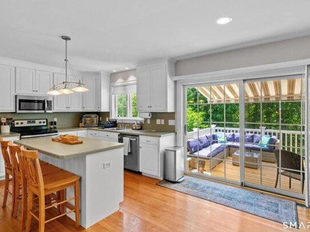 House for sale in Cromwell, Connecticut