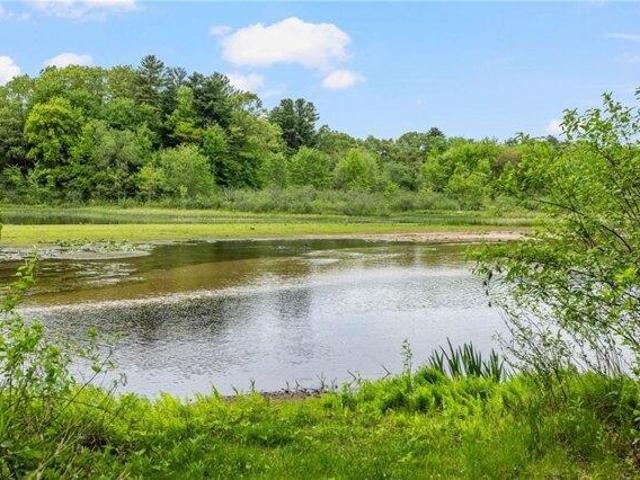 House for sale in Cumberland, Rhode Island