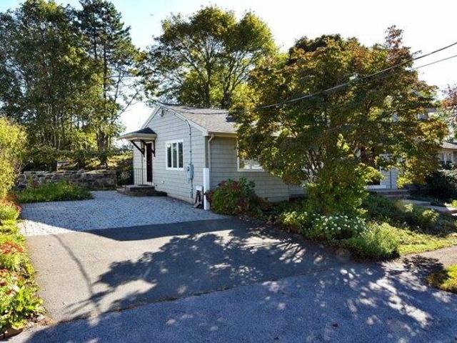 House for sale in Danversport, Danvers