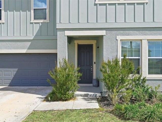 House for sale in Four Corners, Florida