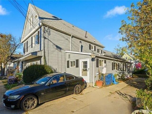 House for sale in Bowmansville, New York