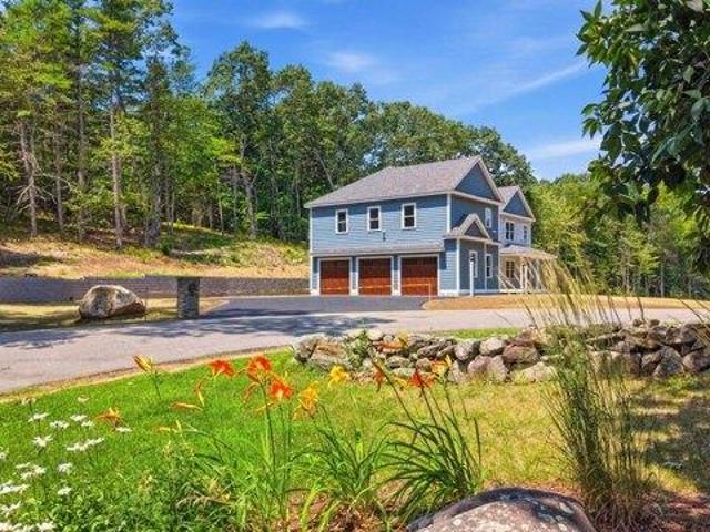 House for sale in New Hampshire