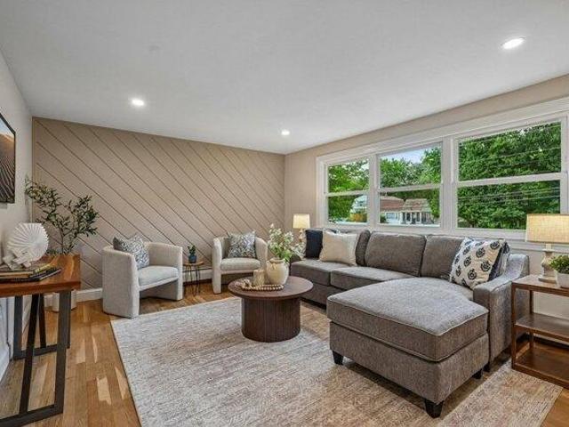 House for sale in Derry Village, Derry