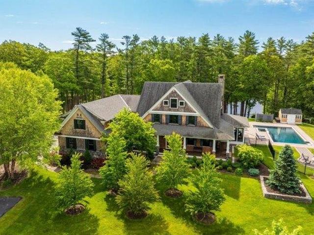 House for sale in New Hampshire