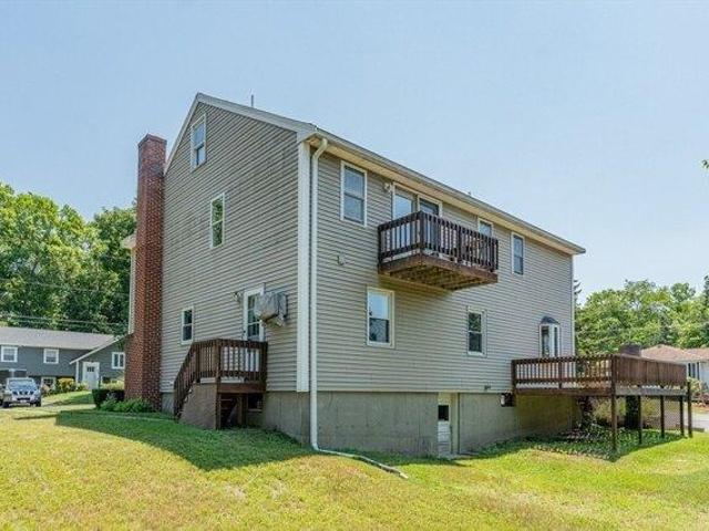 House for sale in Dracut, Massachusetts
