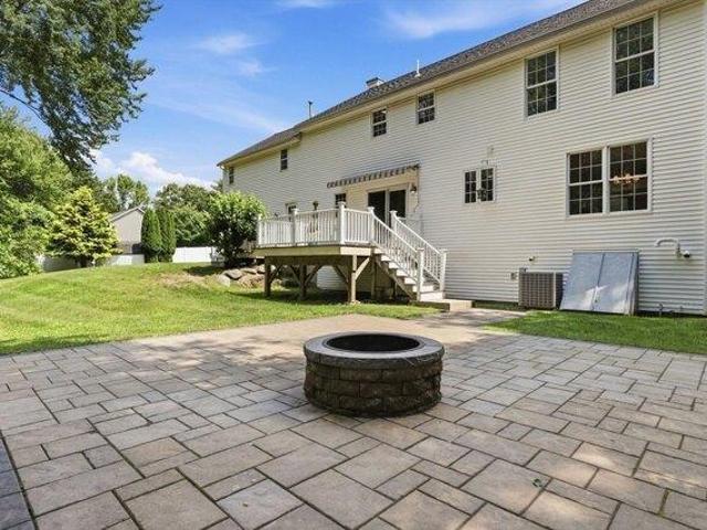 House for sale in Dracut, Massachusetts