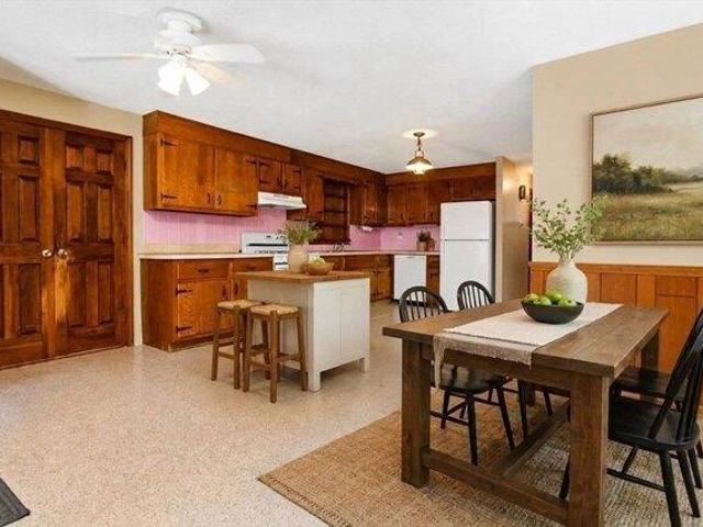 House for sale in Dracut, Middlesex County