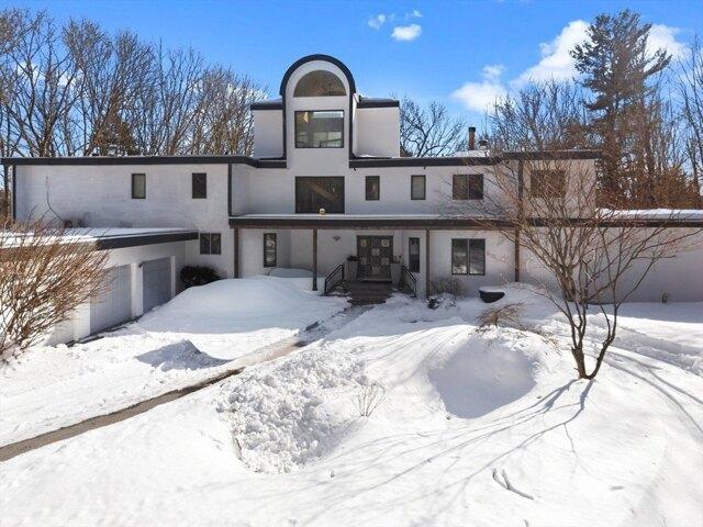 House for sale in Dudley, Massachusetts