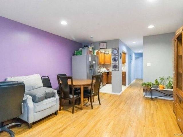House for sale in Queens, Arverne