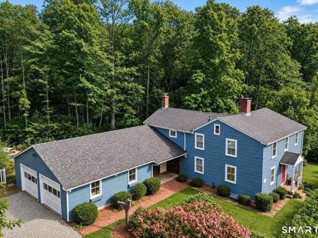 House for sale in Middle Haddam, East Hampton