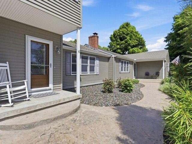 House for sale in Hampden, Massachusetts