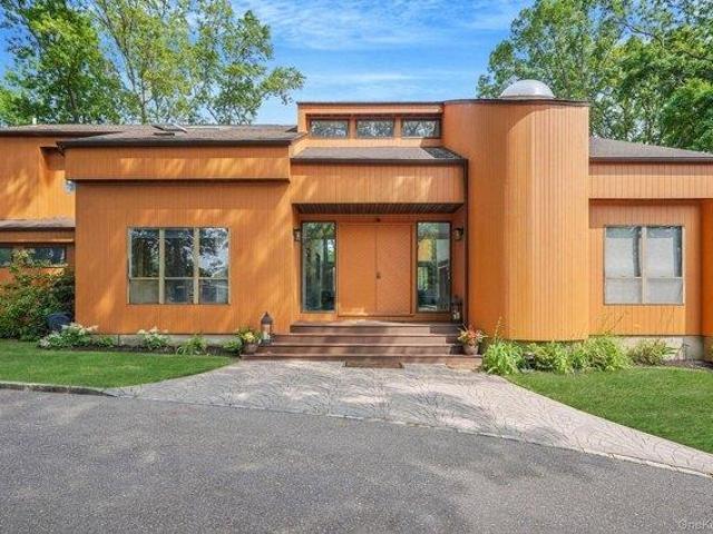 House for sale in Centereach, New York