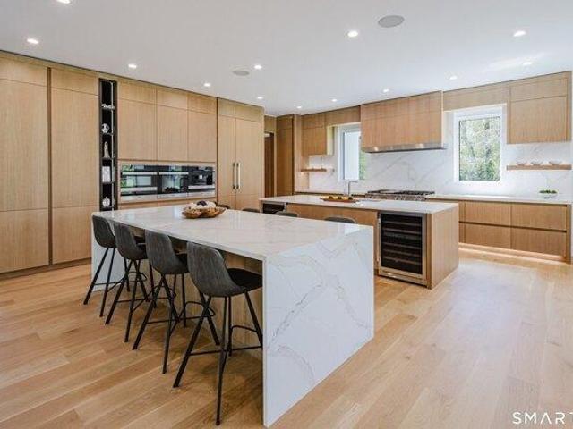 House for sale in Easton, Connecticut