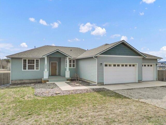 House for sale in Elk
