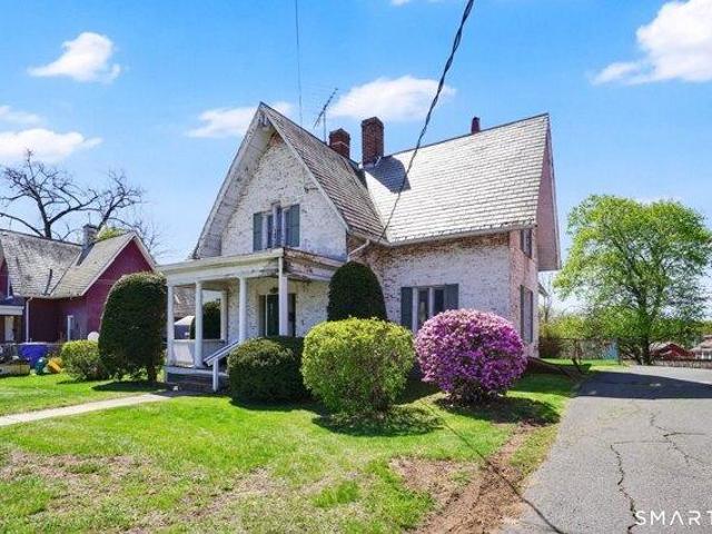 House for sale in Enfield, Connecticut